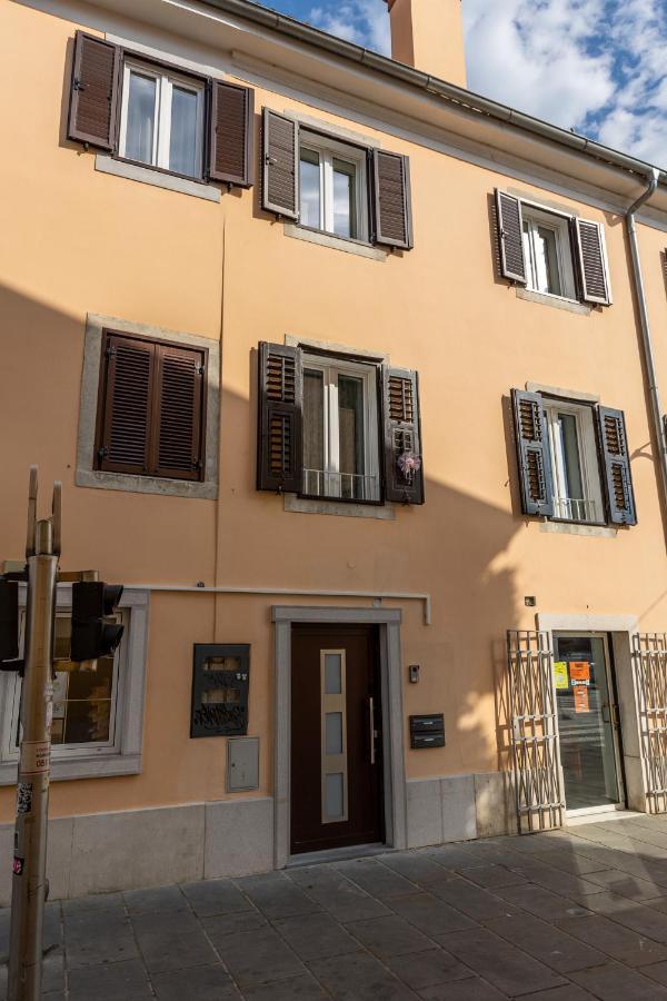 Apartments Porta Maggiore Koper Exterior foto